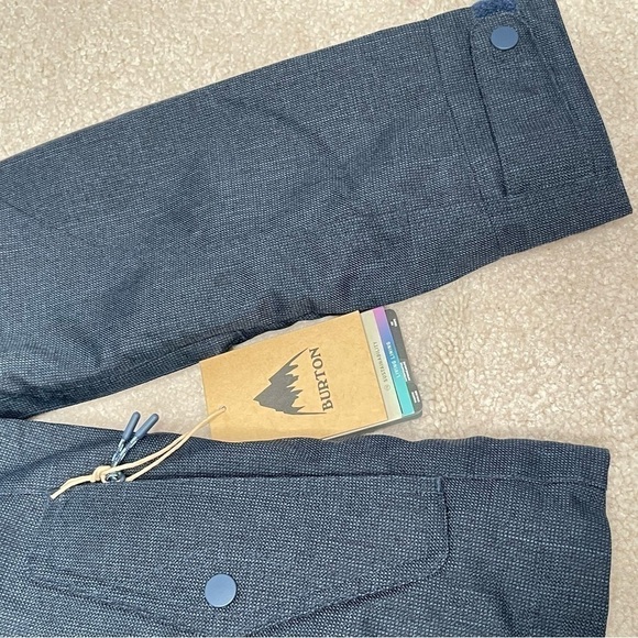 Burton Women’s Jet Set Jacket in Mood Indigo, Size Large with Thermolite - Picture 11 of 16